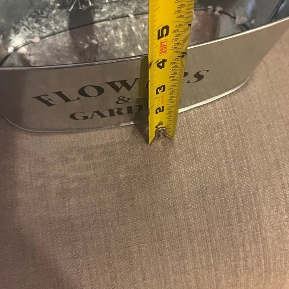 Spring flower tin - Picture 5 of 5